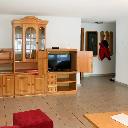 Haus Arizona By Interhome Lägenhet Saas-Almagell